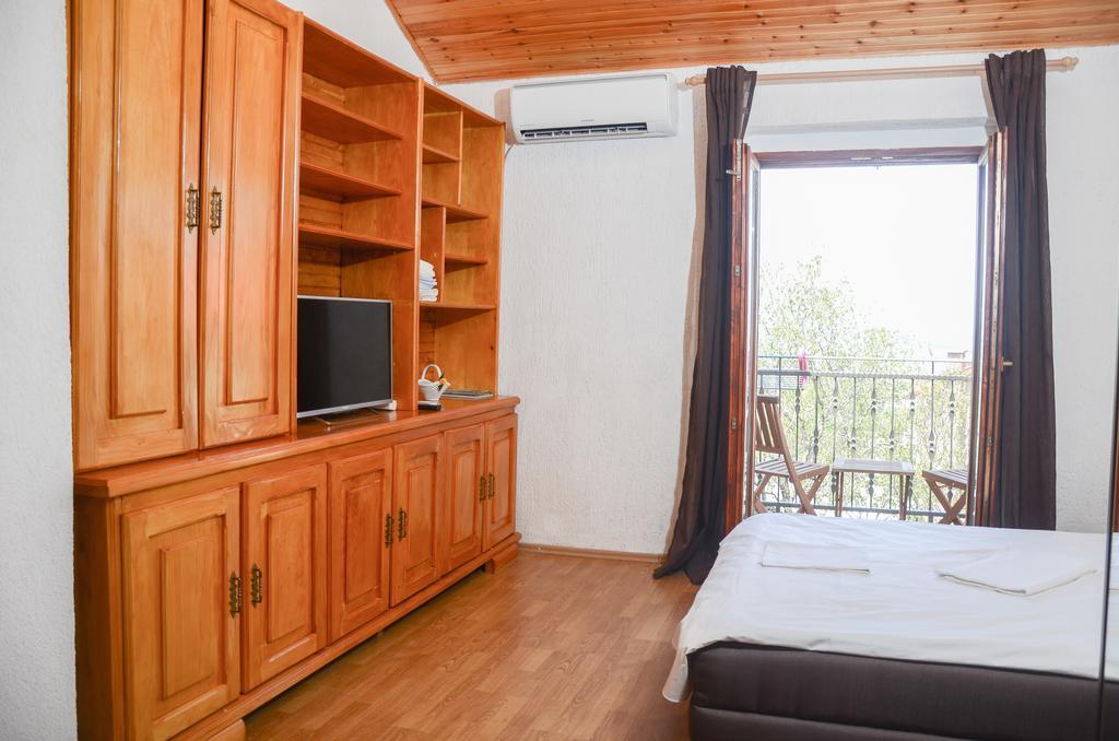 Apartments Nikola Сень Екстер'єр фото